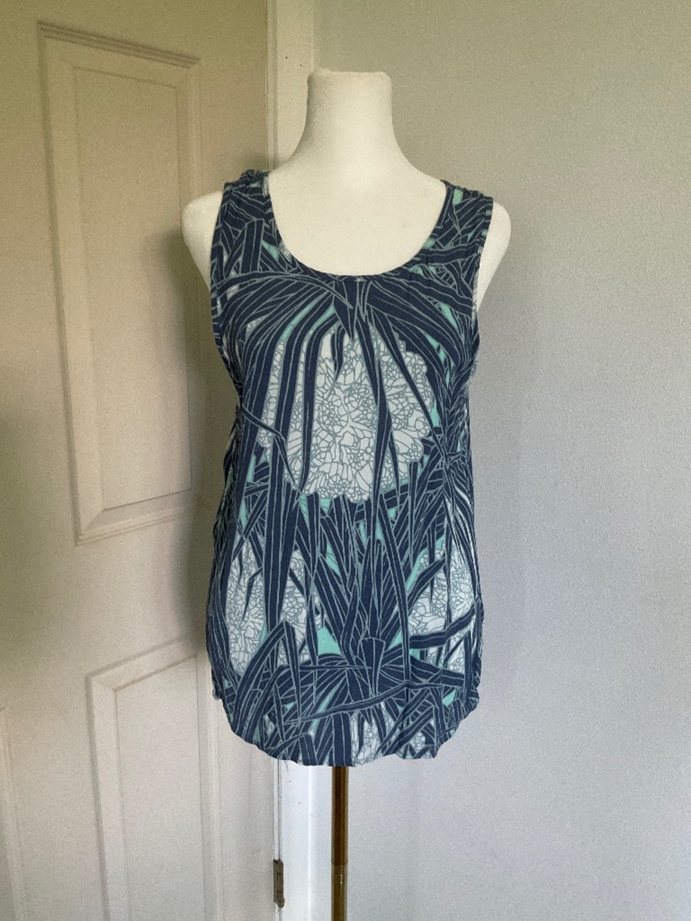 Manaola tank top